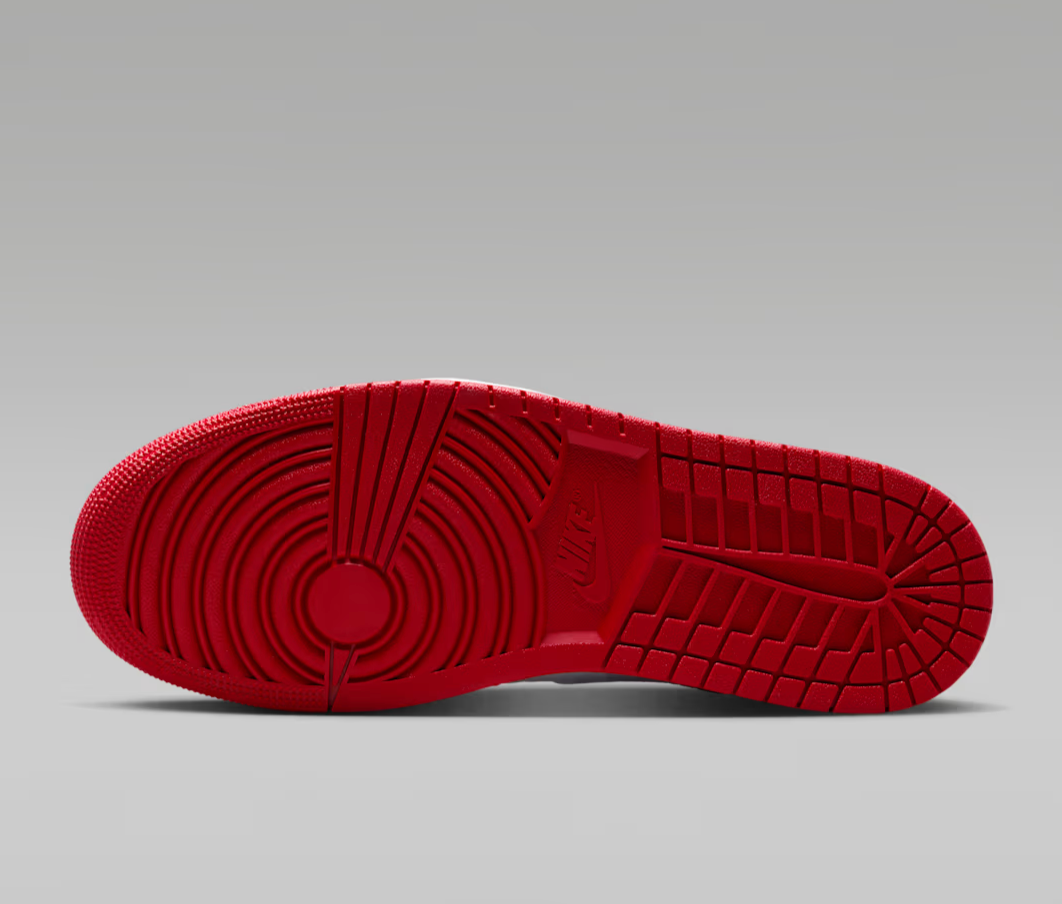 Jordan 1 mid SE Patent Bred Toe